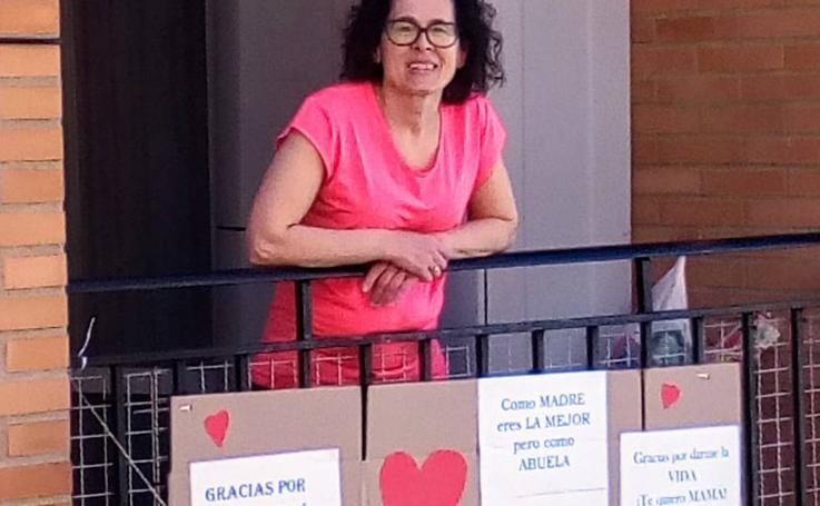 Celebración del Día de la madre en la calle Mendoza y plaza Gurriero de Alfaro