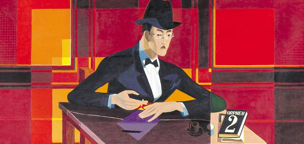 Subastada por 41.000 euros la cómoda en la que escribía Fernando Pessoa