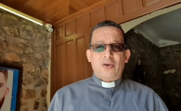 ¿Cómo ir a misa? El párroco de Rincón de Olivedo lo explica