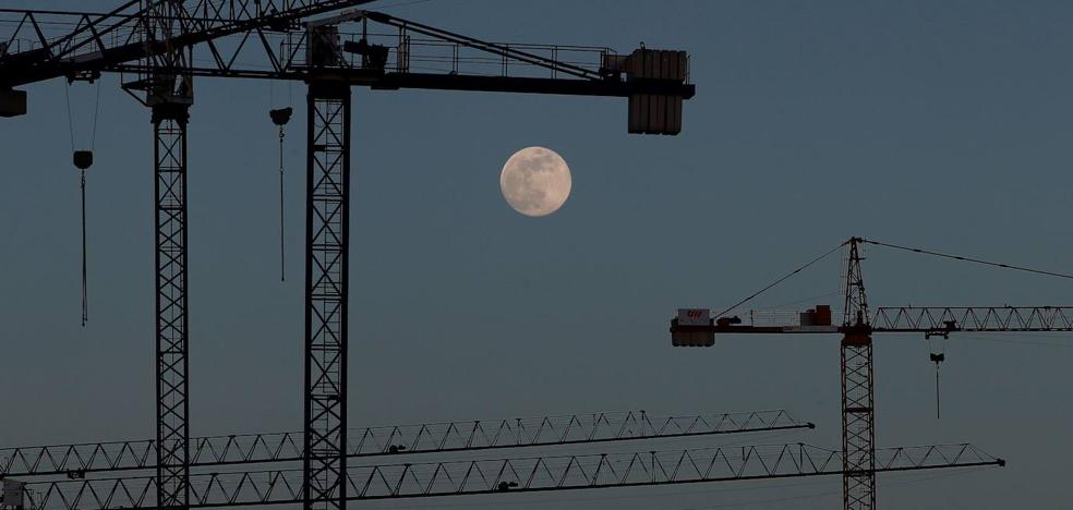 Las compraventas de viviendas cayeron un 18,6% en el peor marzo desde 2016