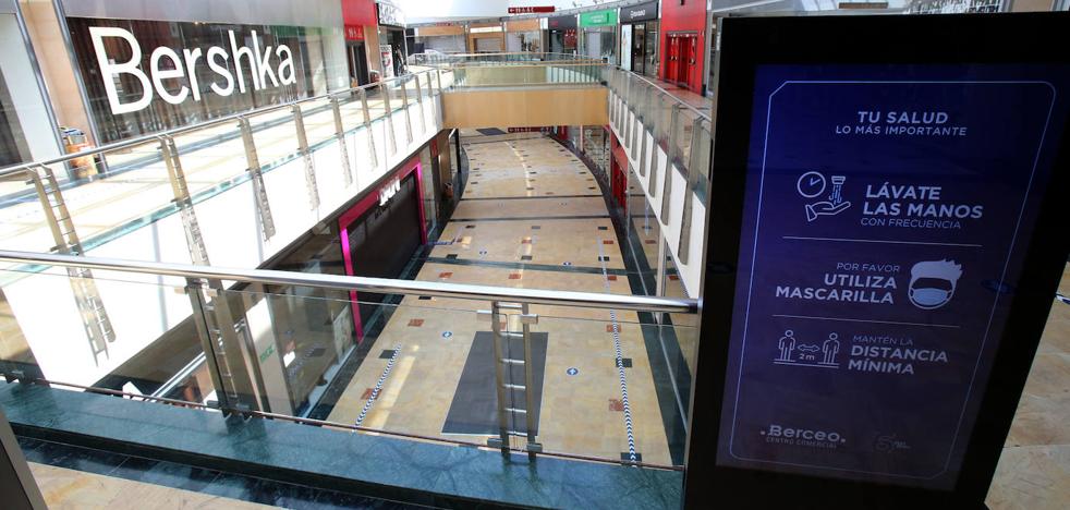 El centro comercial Berceo ultima sus preparativos para abrir el lunes