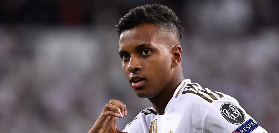 Rodrygo pulsa el botón de subida