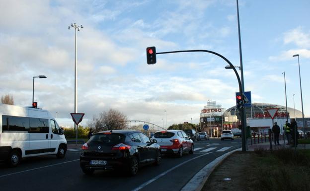 Comienzan las obras en la rotonda de los Lirios