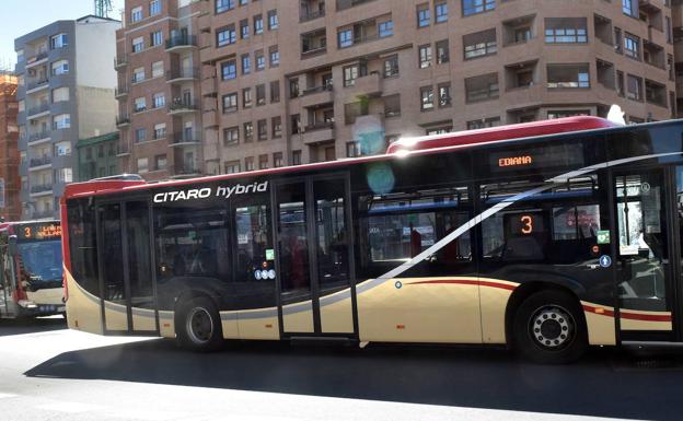 Suspendidas 5 líneas de autobús y cambio de itinerario en 2 durante la manifestación de concertada en Logroño