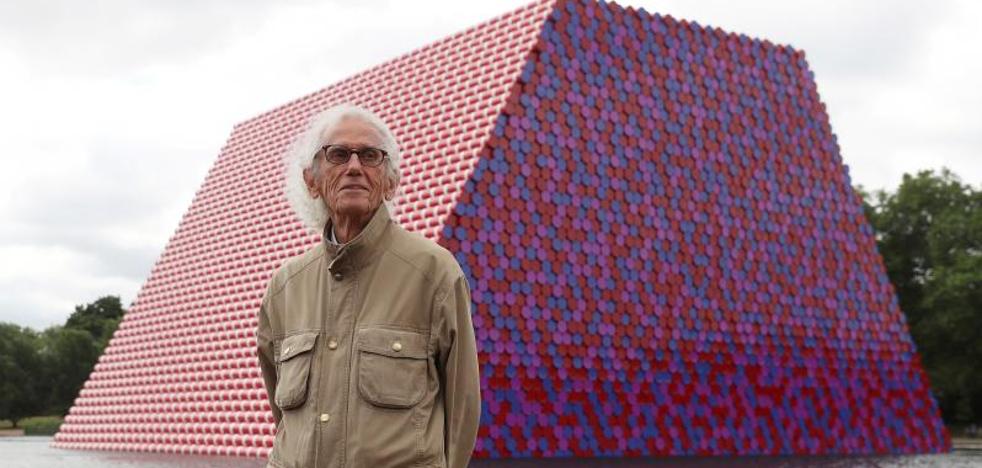 Christo, una vida de arte 'empaquetado'