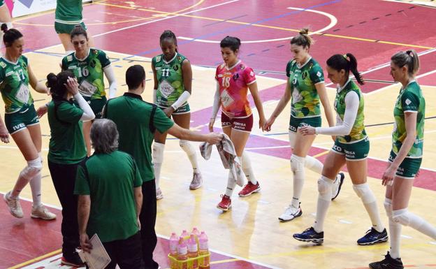 El Club Voleibol Logroño, vigente tricampeón, se plantea renunciar a jugar en la Liga Iberdrola