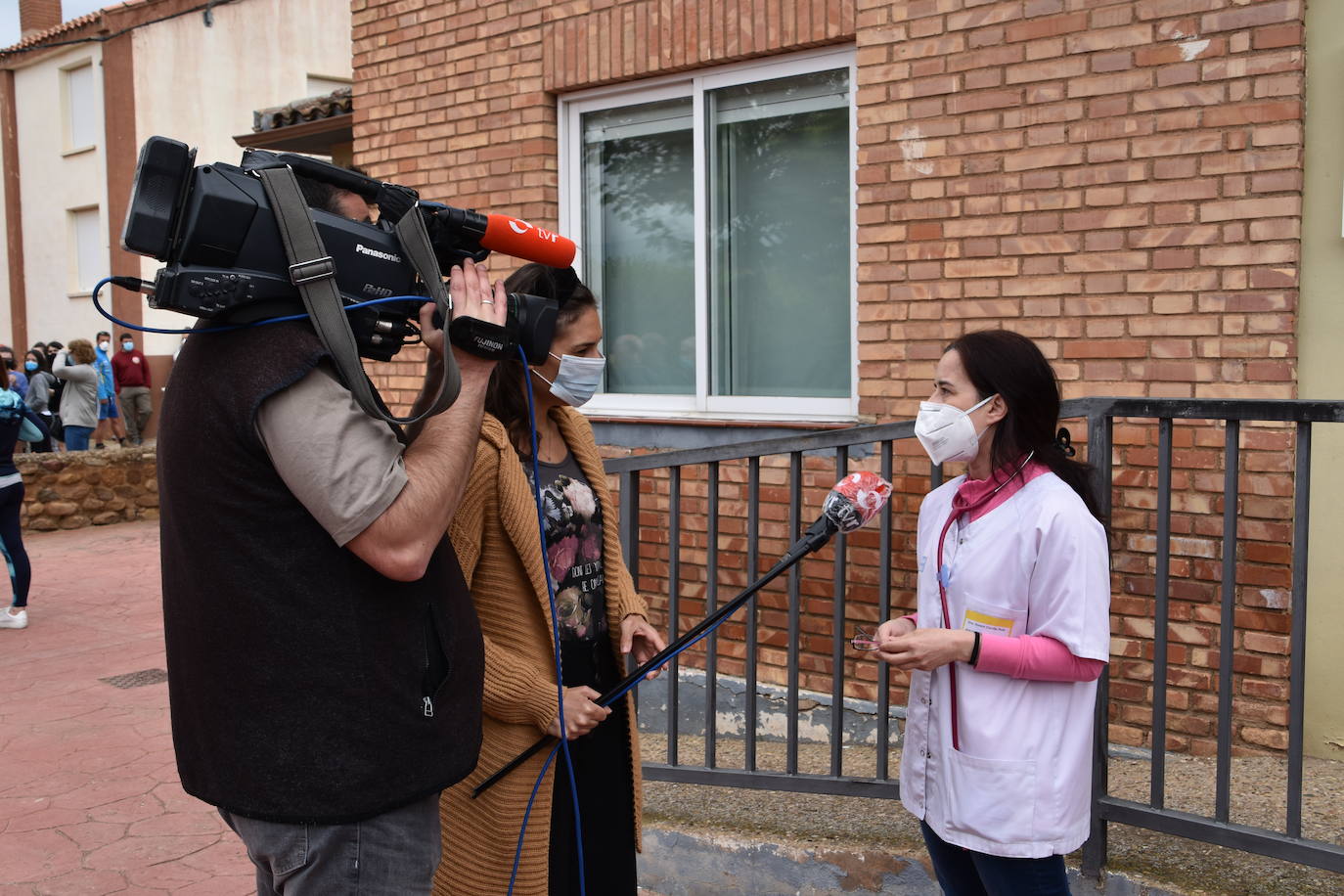 Concentración en Ausejo para protestar por las agresiones a sanitarios
