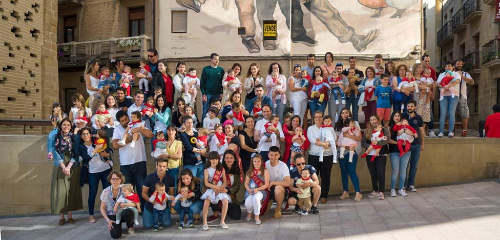 Los jarreros más pequeños recibirán su primer pañuelo de fiestas