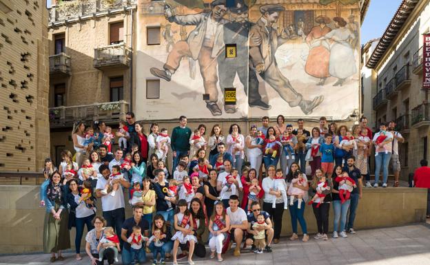 Los jarreros más pequeños recibirán su primer pañuelo de fiestas