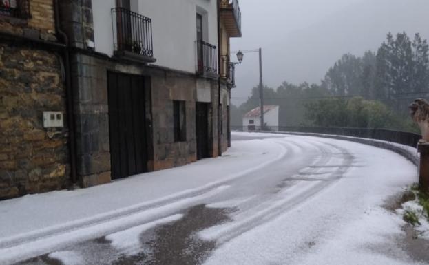 Impresionante granizada en San Román