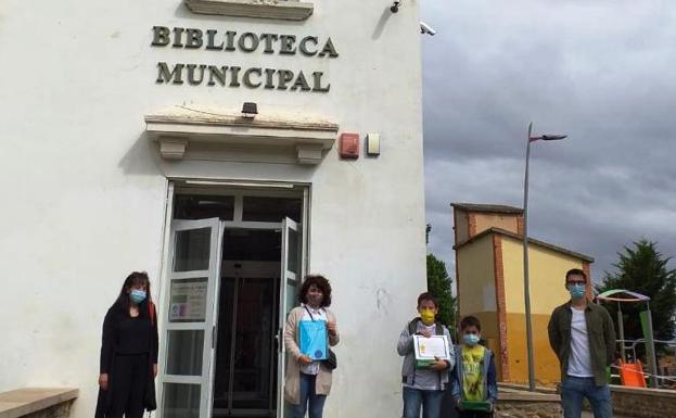 Javier Íñiguez, premio a la mejor poesía infantil del confinamiento en Calahorra