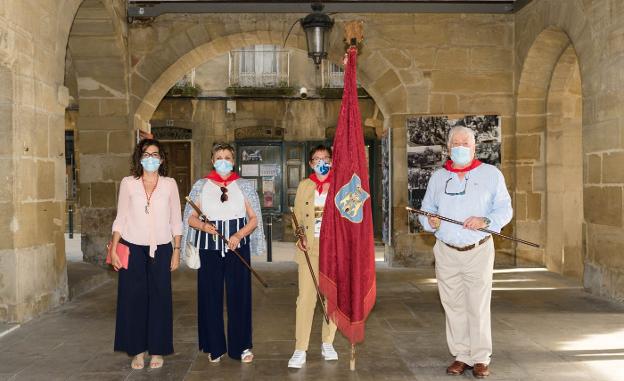 El homenaje a todos los héroes del COVID-19 abrió ayer las fiestas de Haro