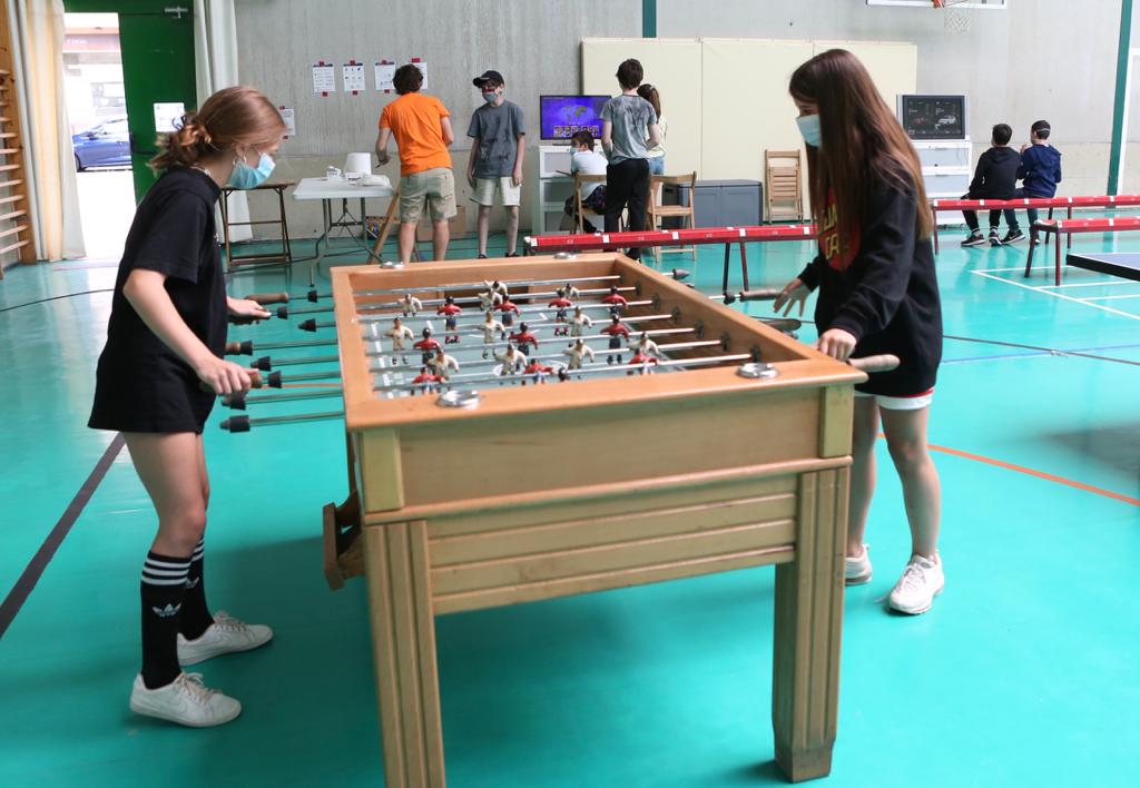 El alcalde de Logroño visita los campamentos urbanos