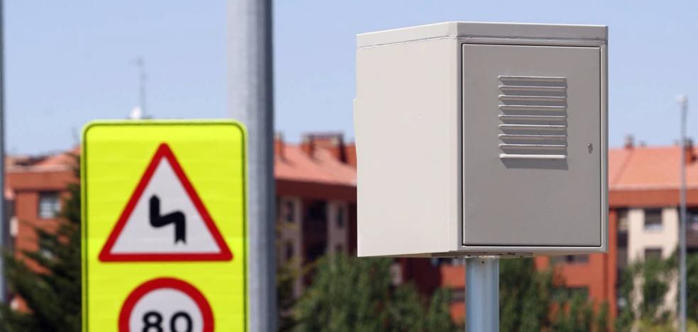 La velocidad en las carreteras riojanas estará vigilada por 41 radares este verano