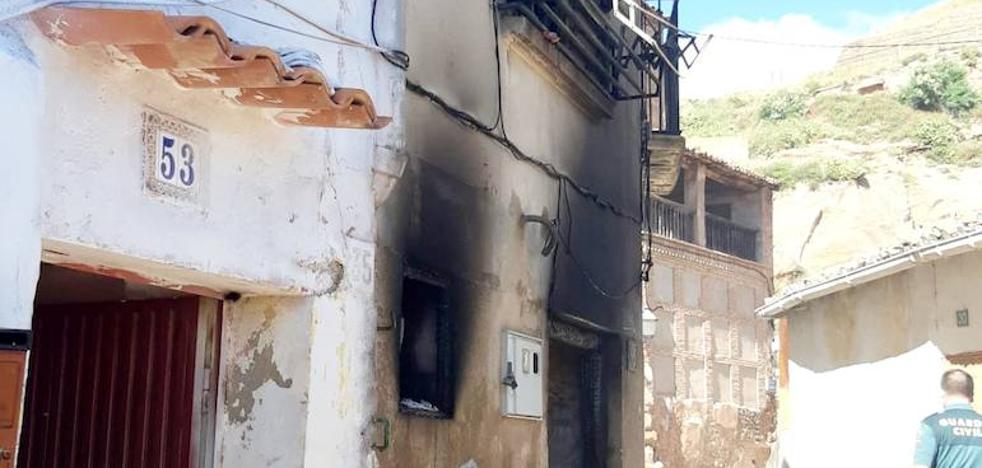 Incendio en el corazón del casco antiguo de Arnedo