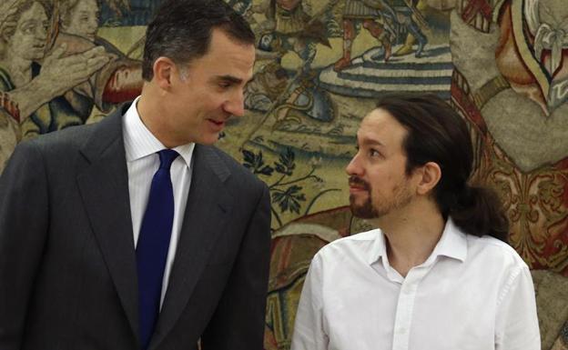 Iglesias: «Crece el debate sobre la utilidad de la monarquía»