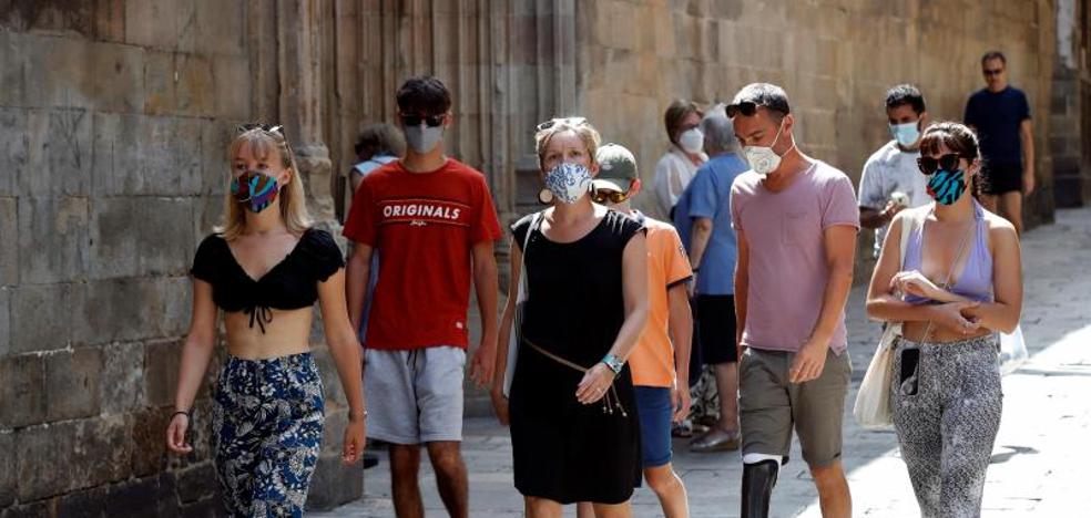 La mascarilla se hace obligatoria en más de la mitad de España