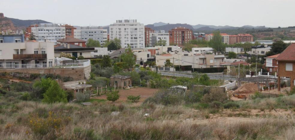 La COTUR demanda un nuevo plan para las viviendas frente a las Clarisas