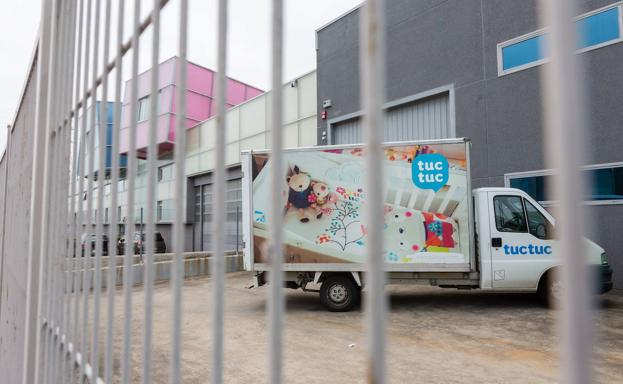 USO anuncia que hay acuerdo firme con Nath para la compra de Tuc Tuc