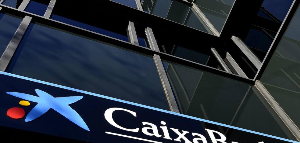 CaixaBank reduce un 67% su beneficio en el primer semestre