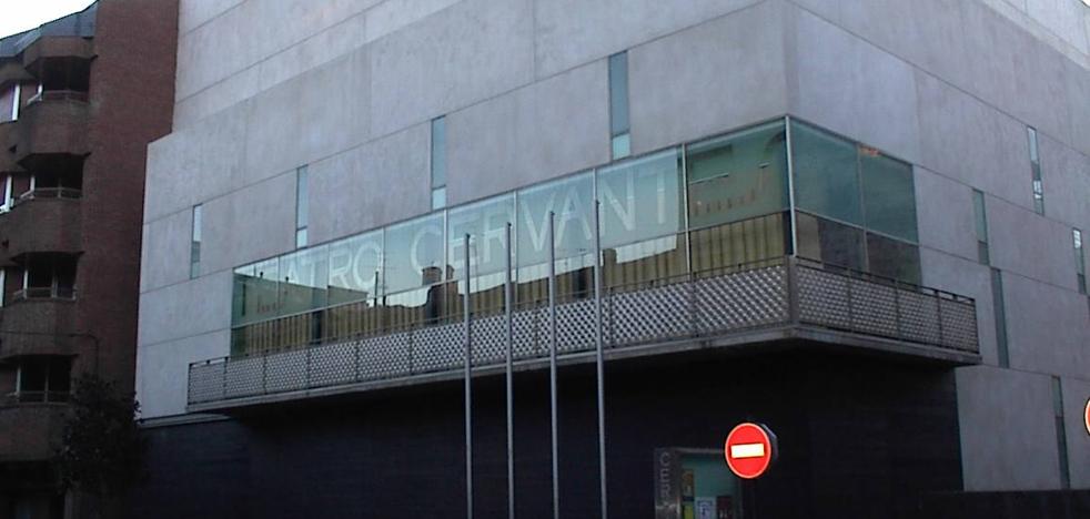 Arnedo adjudica las proyecciones de películas en el teatro Cervantes y de cine al aire libre