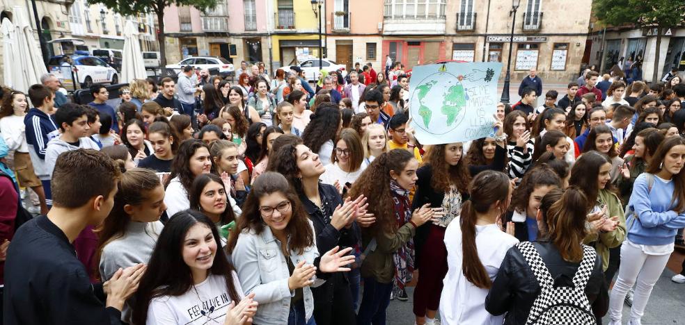 La generación de Greta Thunberg llama a la puerta del Parlamento Europeo