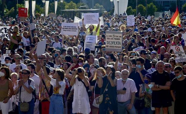 El delegado del Gobierno avanza «sanciones duras» por la manifestación antimascarillas