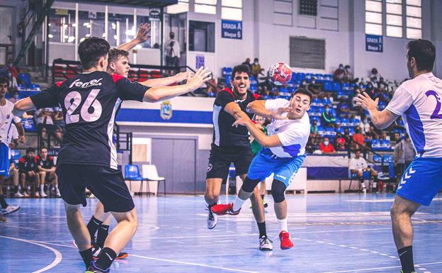 Una guerra más abierta que nunca entre el Ciudad de Logroño y la Asobal