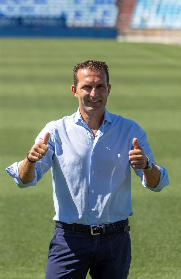 Dos fichajes y positivo de Baraja en el Zaragoza