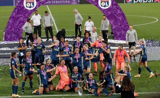 El Lyon agranda la leyenda con su quinto título consecutivo