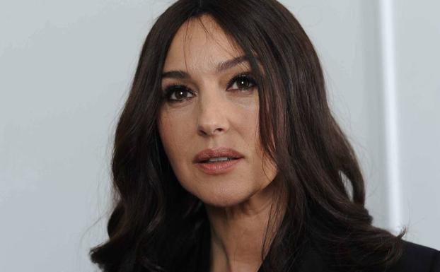 Monica Bellucci: la elegancia, sensualidad y el estilo del siglo XXI