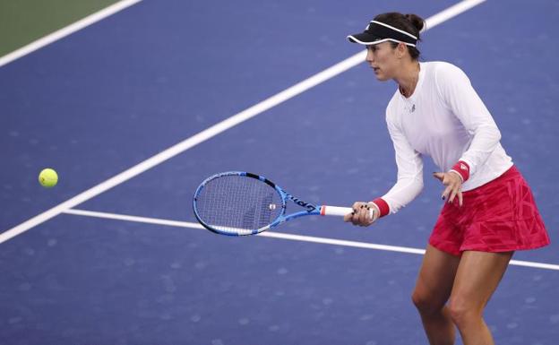 Muguruza se quita las telarañas