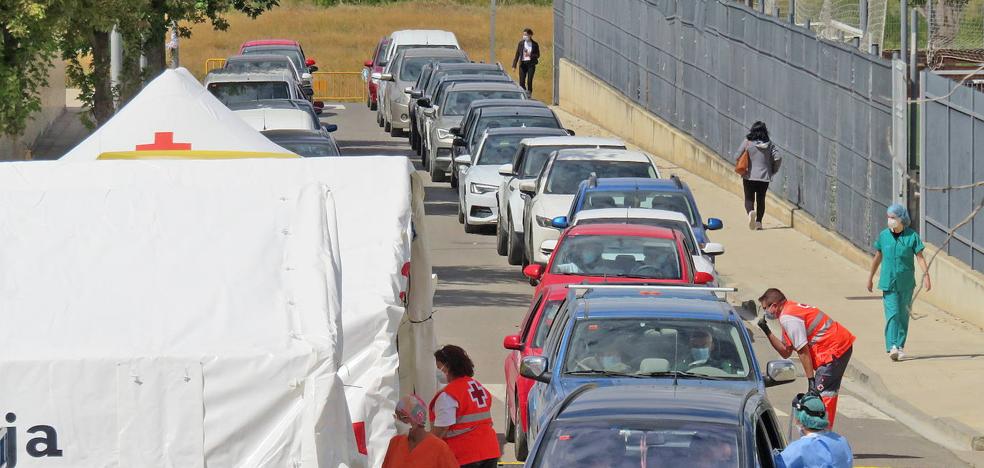 Salud no descarta el confinamiento de Alfaro