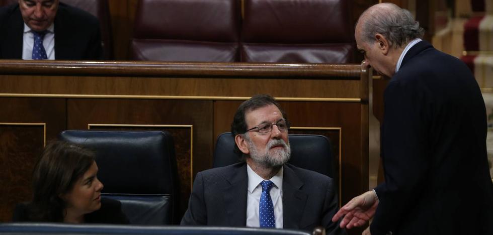 PSOE y Podemos ponen a Rajoy en el punto de mira de la comisión Kitchen