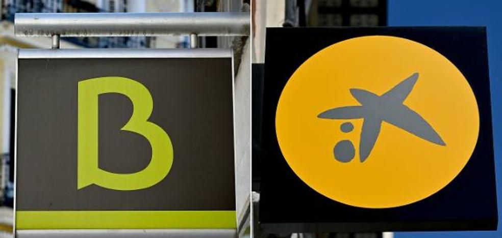 CaixaBank y Bankia reúnen a sus consejos para aprobar la fusión