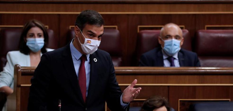 Sánchez anima a Casado a diferenciarse de Aznar y Rajoy ante la corrupción