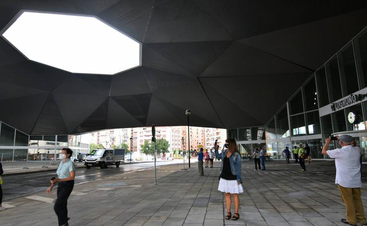 Abierto el paso bajo la cúpula de la estación de Logroño