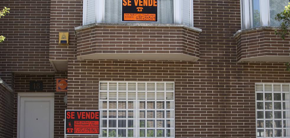 El precio de la vivienda caerá un 6,1% y la demanda, un 30%