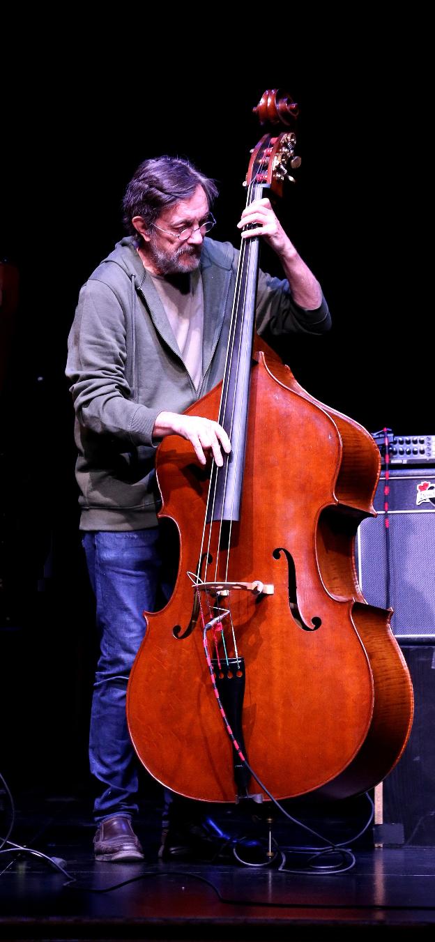 «Las genialidades suceden en los clubes y en los bares que ahora están cerrados»