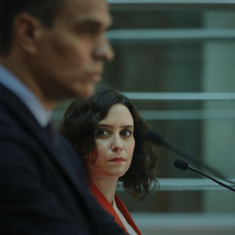 La guerra entre Sánchez y Ayuso marcará los futuros confinamientos en España