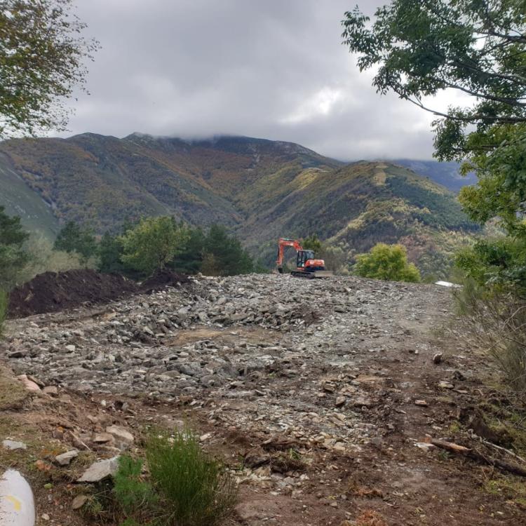 La antigua central de 'El Águila' de Ezcaray sigue desapareciendo del paisaje