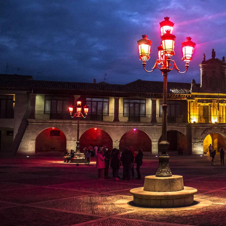 Santo Domingo se suma al rosa contra el cáncer de mama