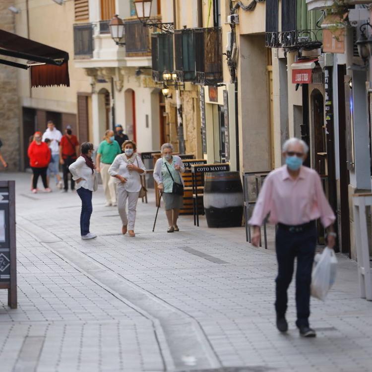 Descienden ligeramente los casos activos, pero aumentan las hospitalizaciones por COVID-19 en La Rioja