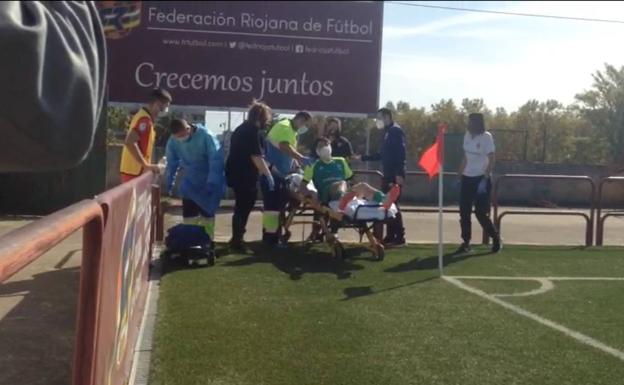 Evacuado el portero del Casalarreina tras sufrir una hemorragia en la cabeza