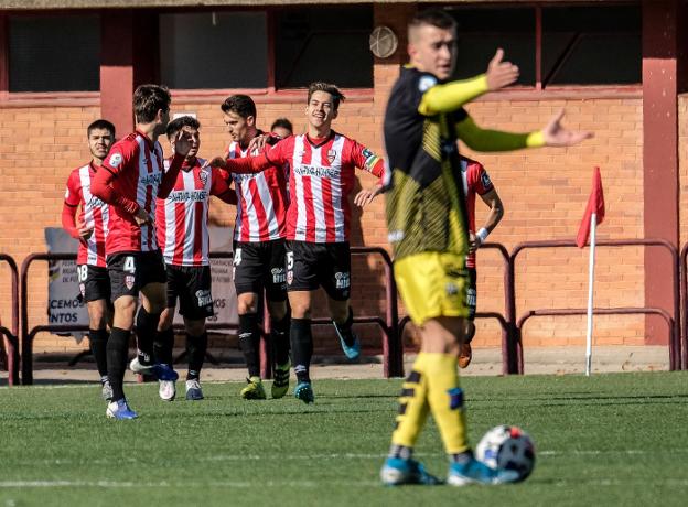 El Promesas disfruta de una plácida victoria ante el Casalarreina