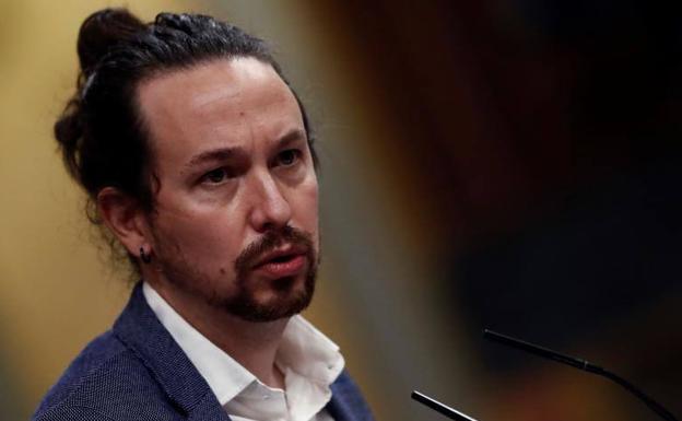 Iglesias alaba las críticas de Casado a Vox pero le advierte: «Llegan tarde»