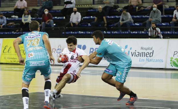 Un Logroño irregular sufre para ganar