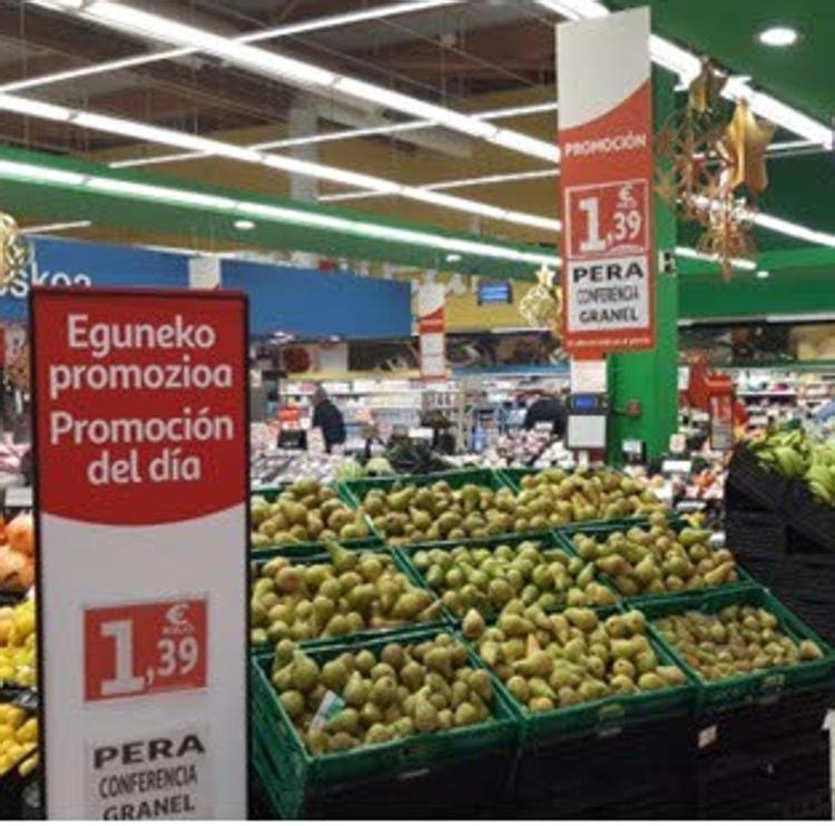 La pandemia encarece la cesta de la compra casi un 3%, según la OCU