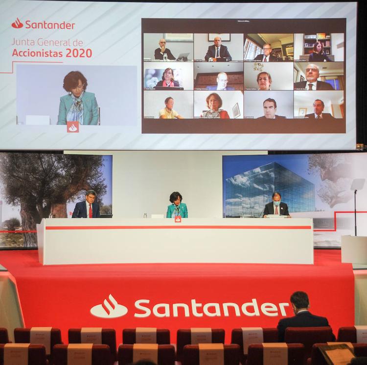 Santander pone en marcha su tercer ERE en España en tres años