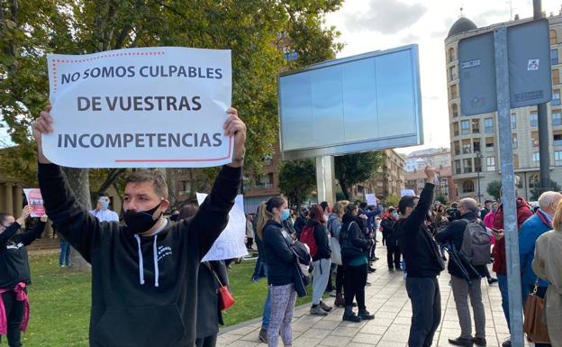 Tres muertos, 194 casos y récord de ocupación UCI con la pandemia disparada en La Rioja